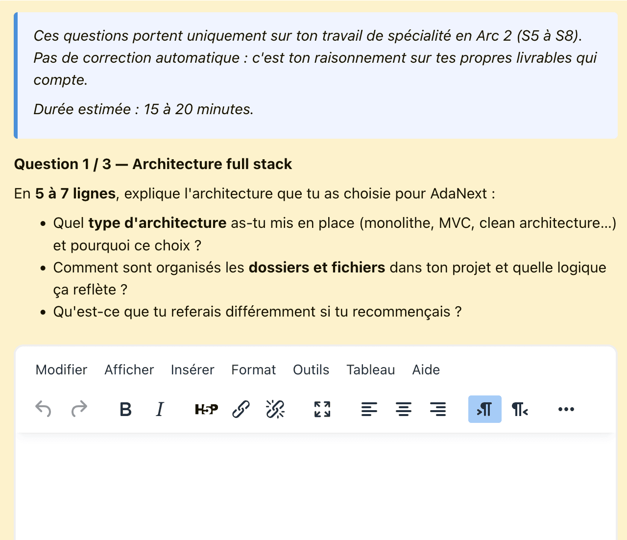 Capture d'écran d'une auto-évaluation intégrée à Moodle, avec questions structurées sur les livrables des apprenant·es